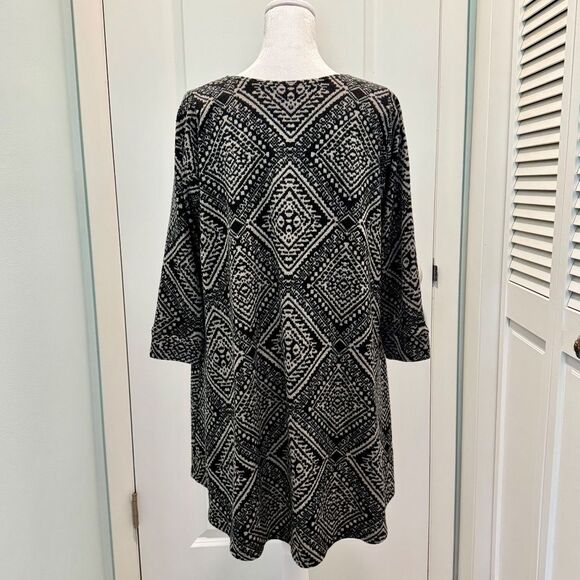 Abbeline knit mini swing dress size Med - Picture 2 of 4